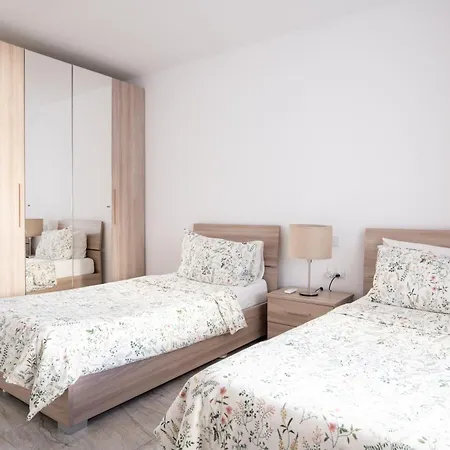 Brand New 2 Bed 2 Bath In By The Sea *