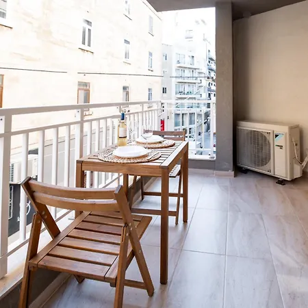 Brand New 2 Bed 2 Bath In By The Sea