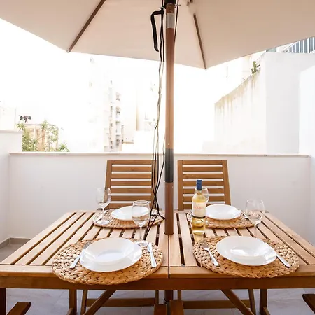 Brand New 2 Bed 2 Bath In By The Sea