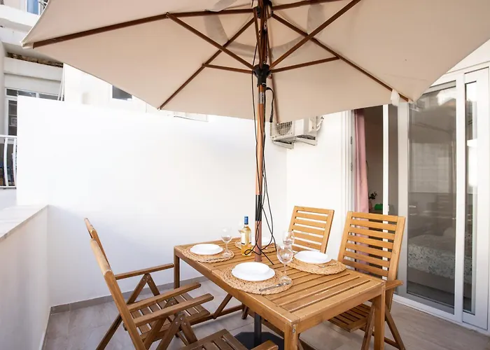 Brand New 2 Bed 2 Bath In By The Sea Апартаменты