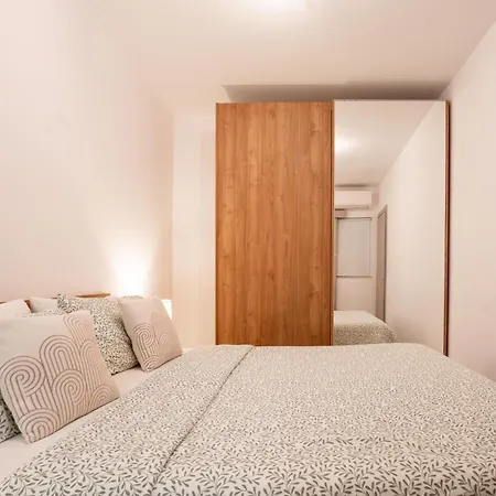 Brand New 2 Bed 2 Bath In By The Sea * Sliema