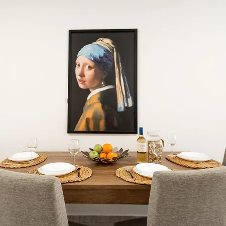 Brand New 2 Bed 2 Bath In By The Sea * سليمة