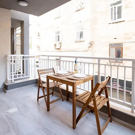 شقة Brand New 2 Bed 2 Bath In By The Sea