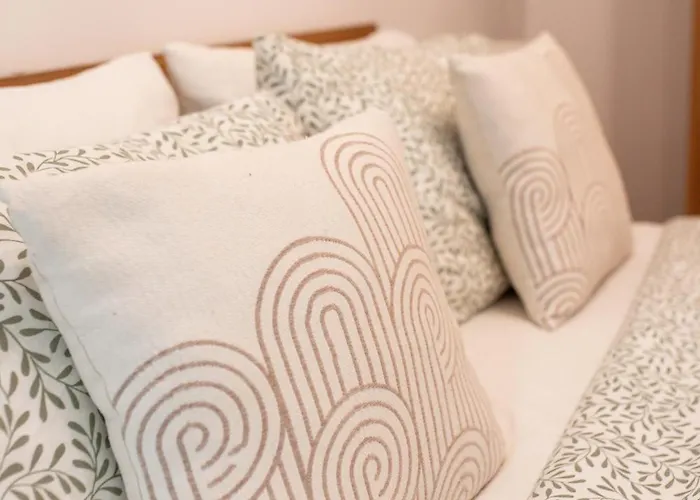 Brand New 2 Bed 2 Bath In By The Sea アパート