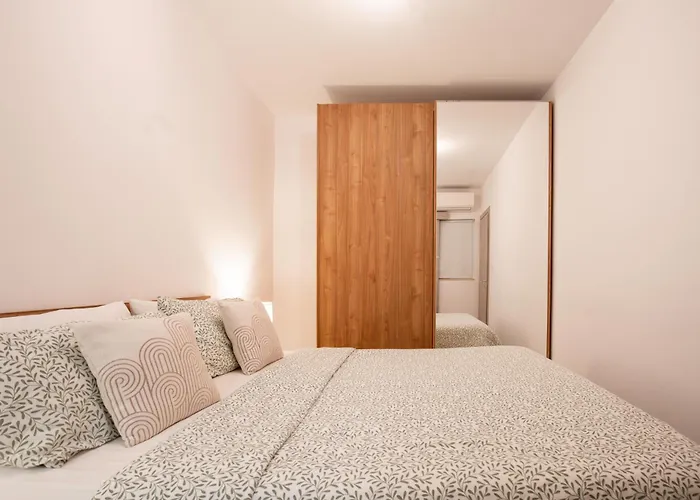 Brand New 2 Bed 2 Bath In By The Sea * Sliema