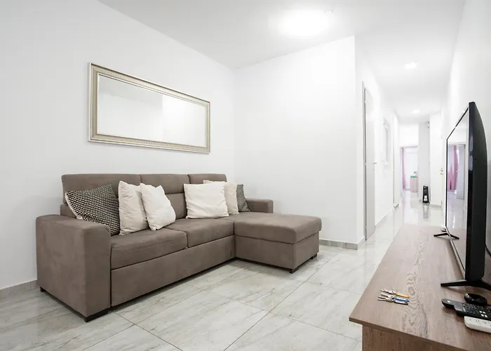 アパート Brand New 2 Bed 2 Bath In By The Sea *